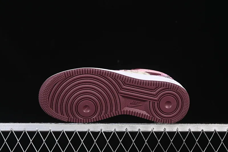 All categories Nk Air Force 1 Air Force series Nk Air Force 1 Low Air Force low-top Nike Air Force 1'07 Low "Berry Red" Hand-painted graffiti Berry red comics Air Force 1 low-top casual sports sneakers FD9925-611
